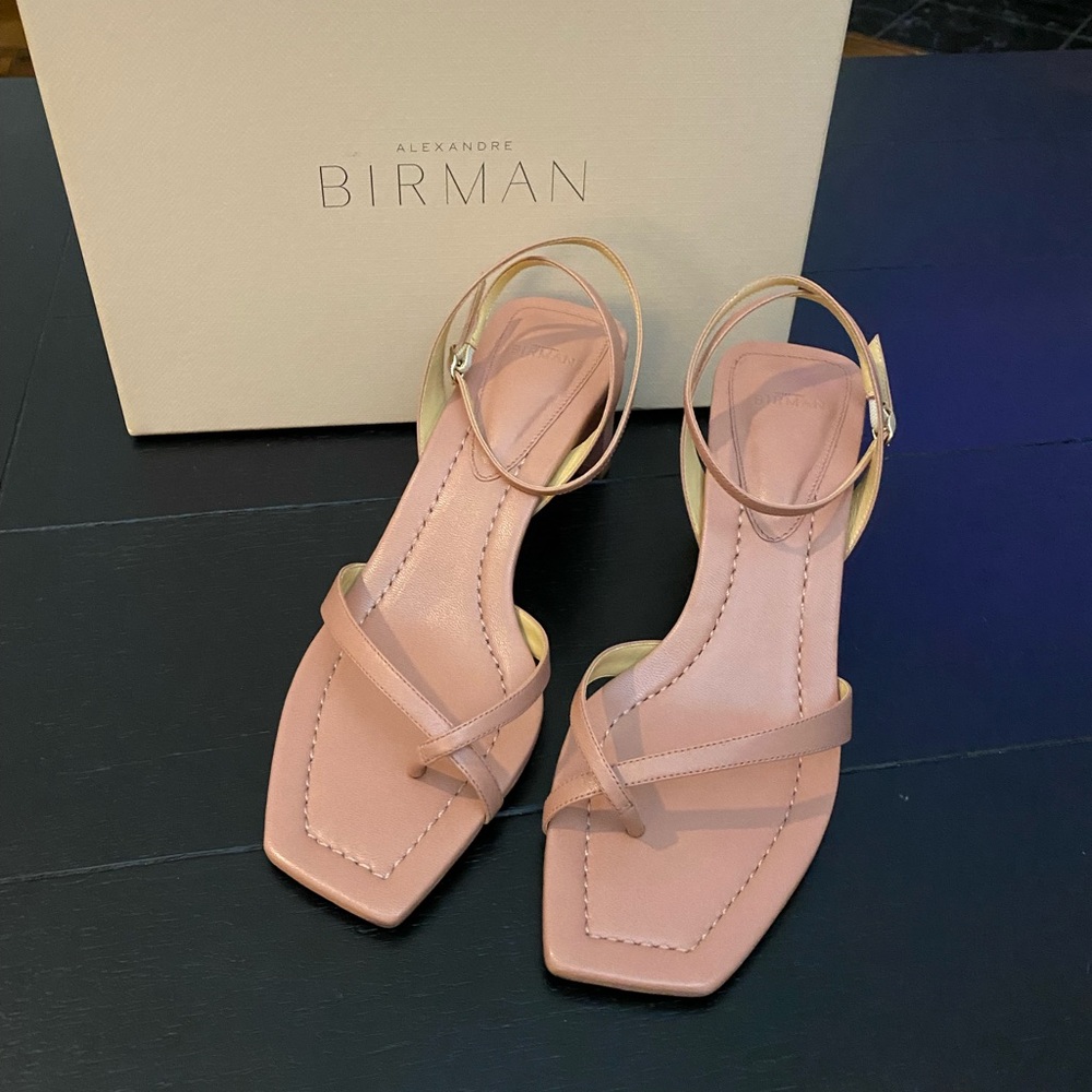 Alexandre Birman Nelly Square 50. Nappa Kiss. Antique. Size 10